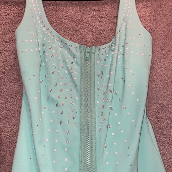 Bebe Dress - Picture 4 of 6